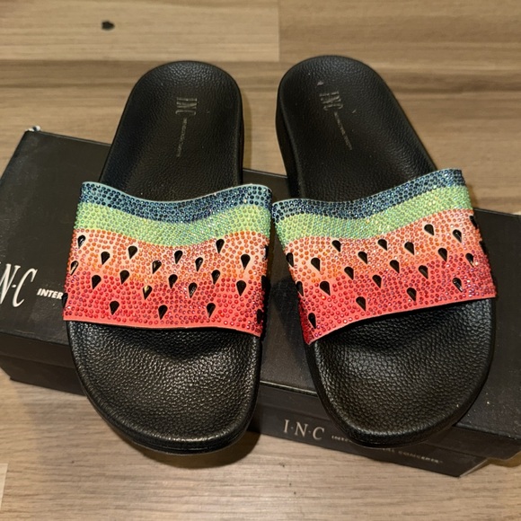 INC Watermelon 🍉 Slides - Picture 3 of 4